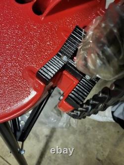 B&B 6100 Tri-stand Chain Vise 1/8 inch to 6 inch Pipe Capacity Free Shipping