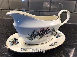 Lenox Winter Greetings Gravy Sauce Boat with Stand NEW USA Free Shipping