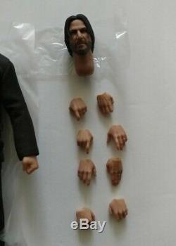 Mezco John Wick One12 Collective Figure, Heads, Hands, Stand. FREE SHIPPING