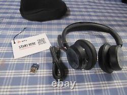 Plantronics Poly Voyager Focus 2 UC USB BT Headset & Stand New Display FREE SHIP