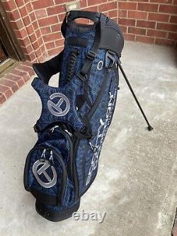 SHIPS TODAY Scotty Cameron Holiday Release Pathfinder Stand Bag Scotty Dog