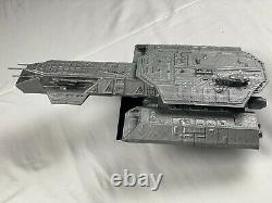 Stargate SG-1 Daedalus ship and Goa'uld mothership with stands